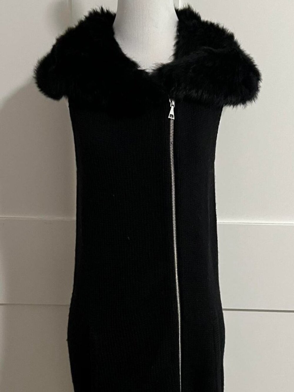 Theory Black Knit Long Vest,Rabbit Fur Trim Hood & Asymmetrical Zipper, Size S - Picture 1 of 6